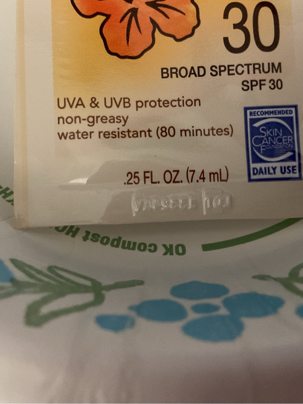 Hawaiian Tropic SPF 30 (50) Sheer Touch & (50) Sport Sunscreen 100 Packages. - Picture 2 of 4